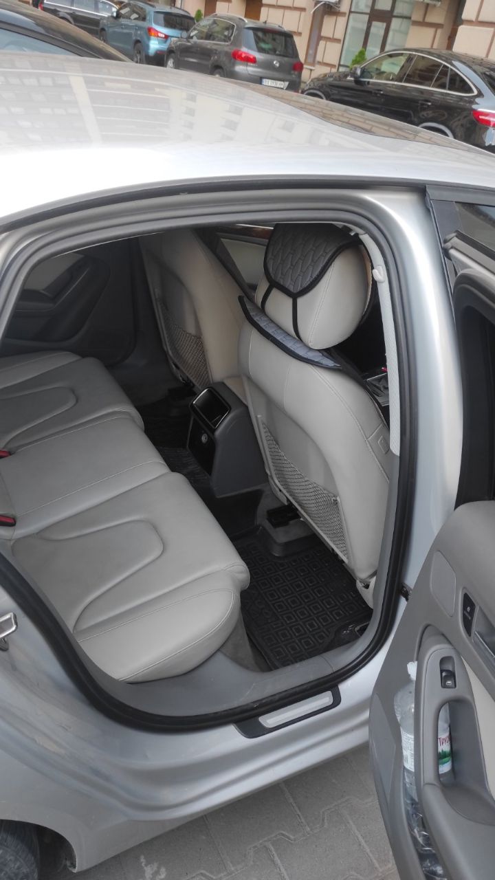 Audi A4 - фото 10