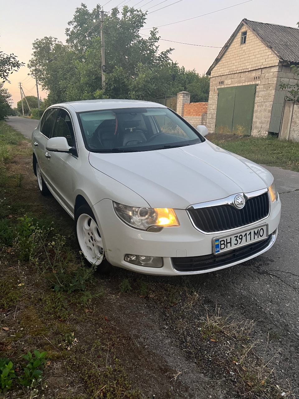 Skoda Superb - фото 2