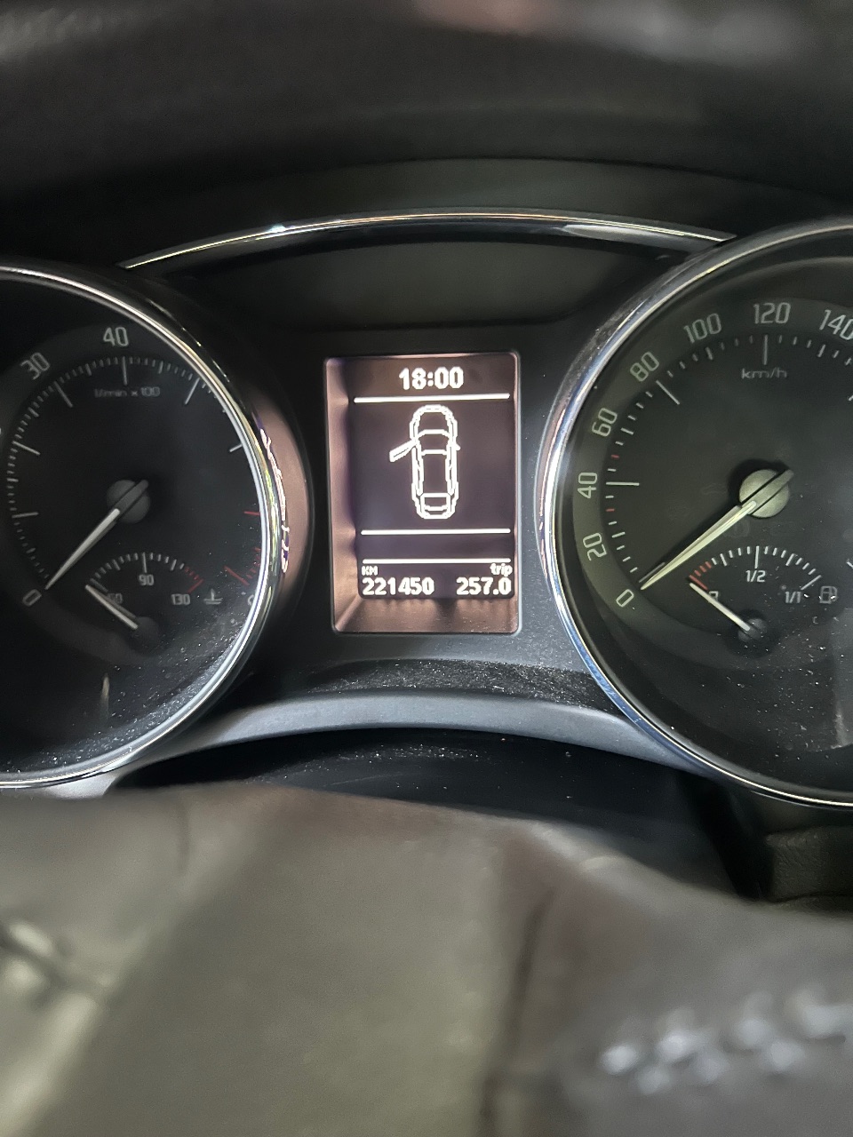 Skoda Superb - фото 7