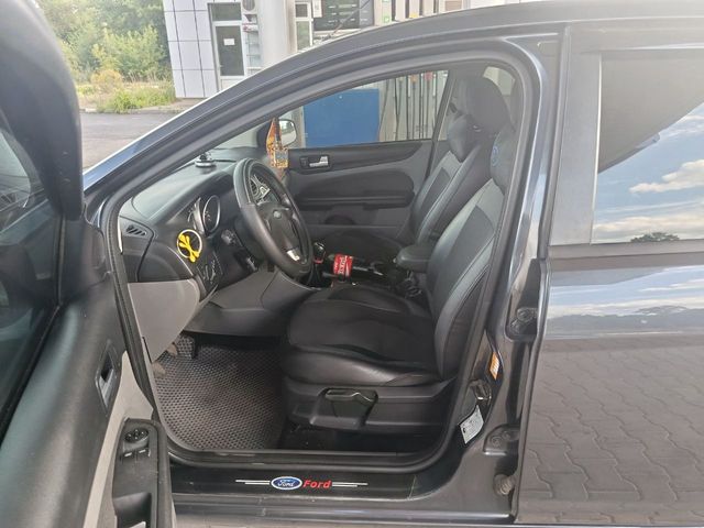 Ford Focus - зображення 2