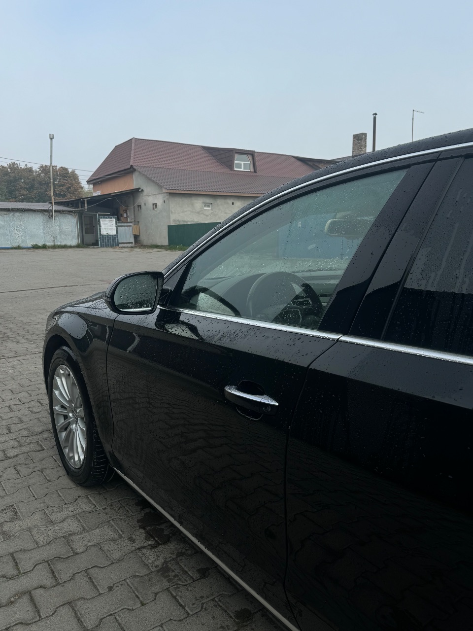 Audi A8 - фото 6