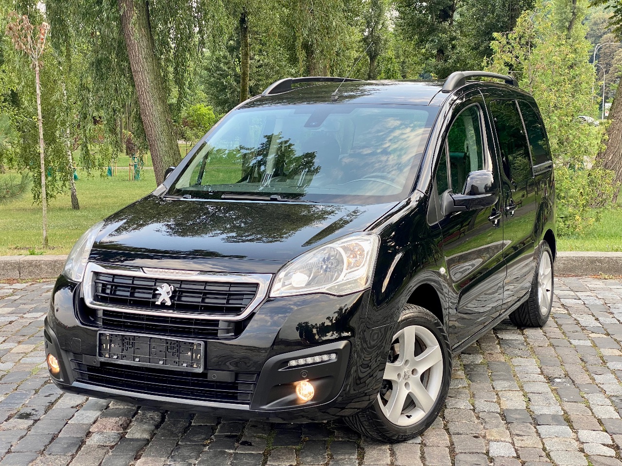 Peugeot Partner - фото 3