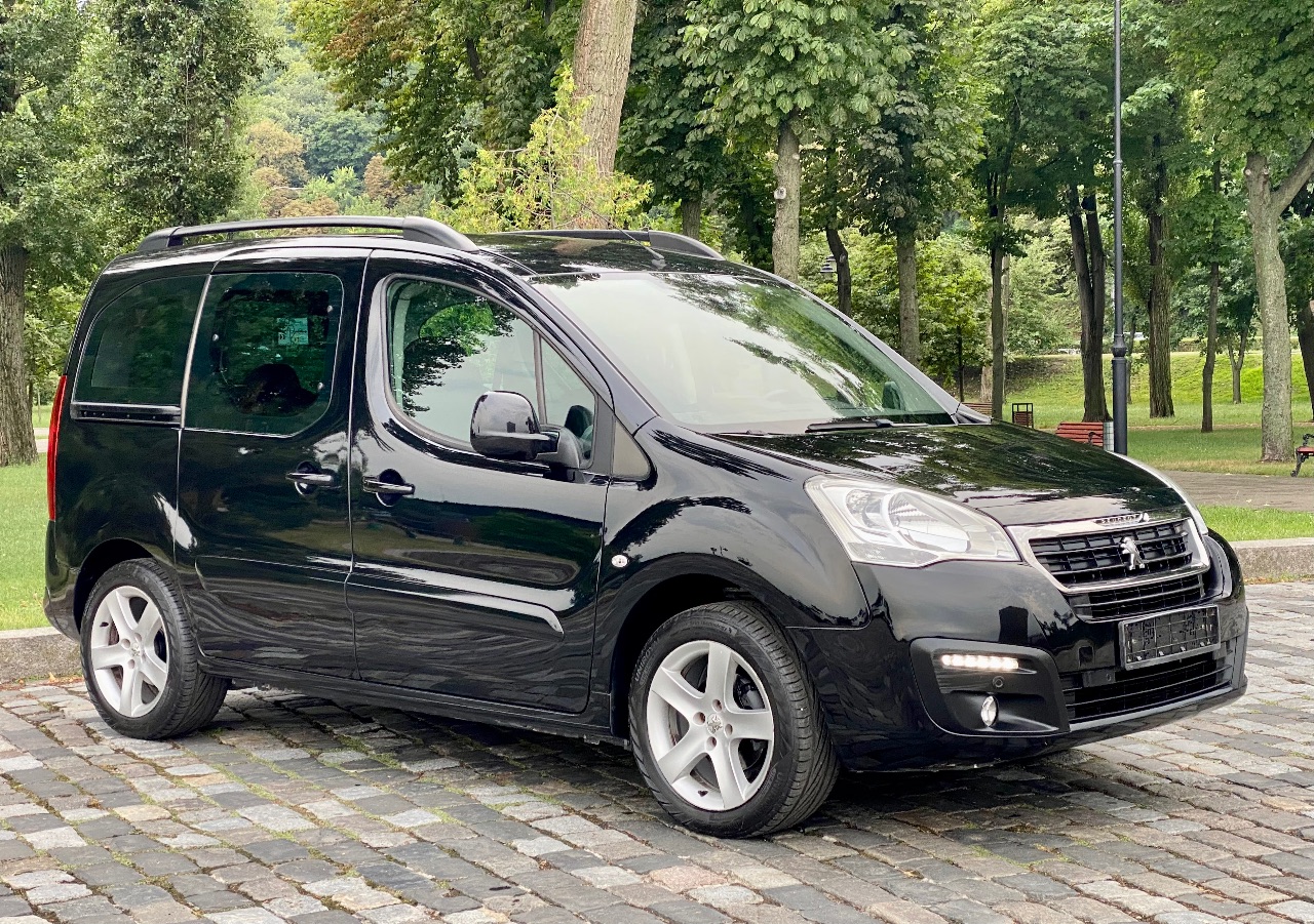 Peugeot Partner - фото 29