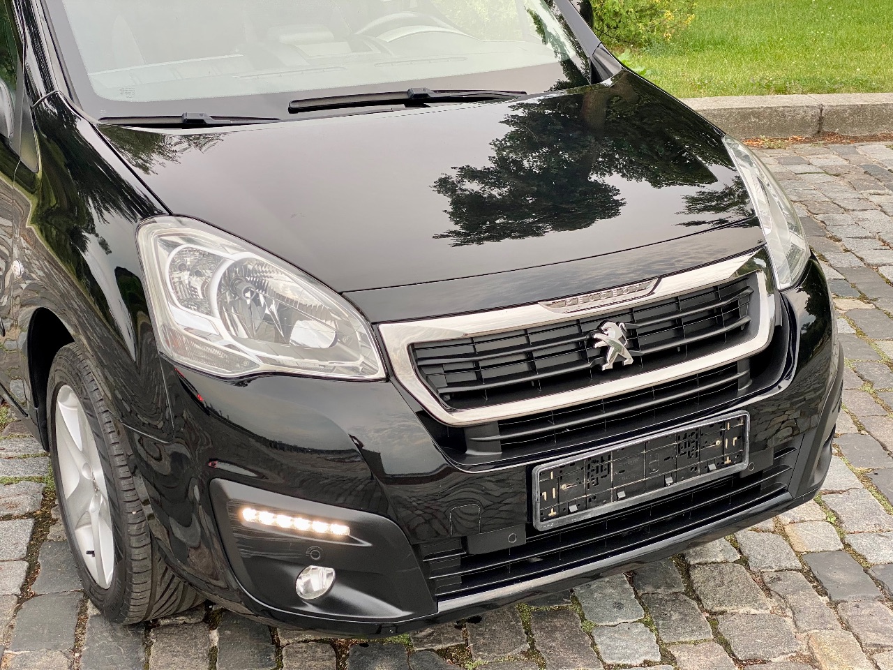 Peugeot Partner - фото 30