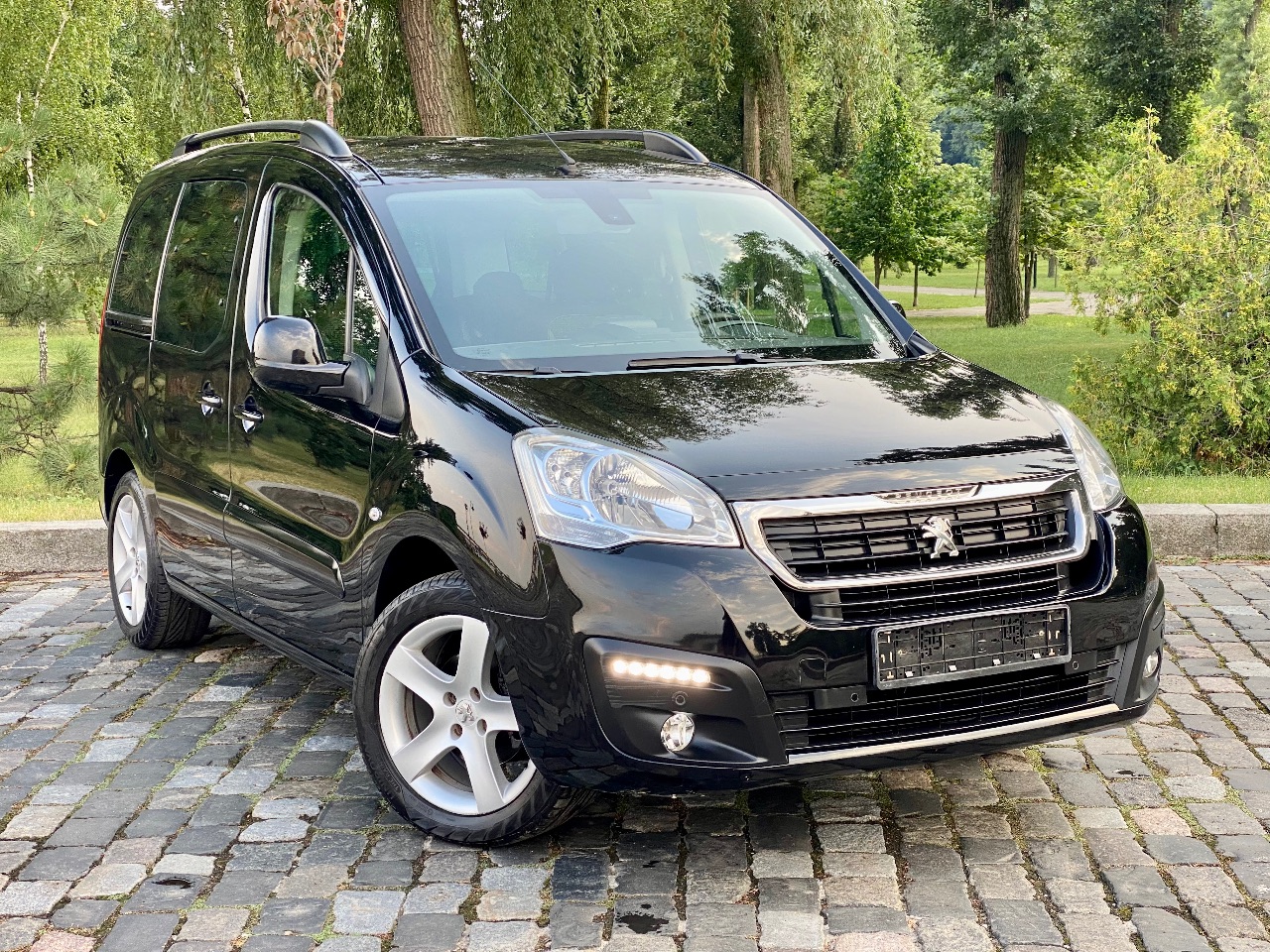 Peugeot Partner - фото 25