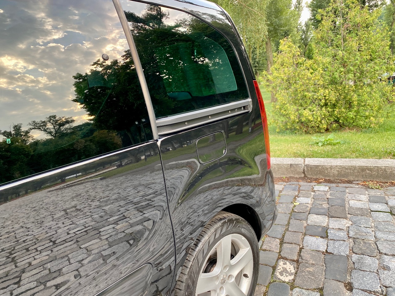 Peugeot Partner - фото 24