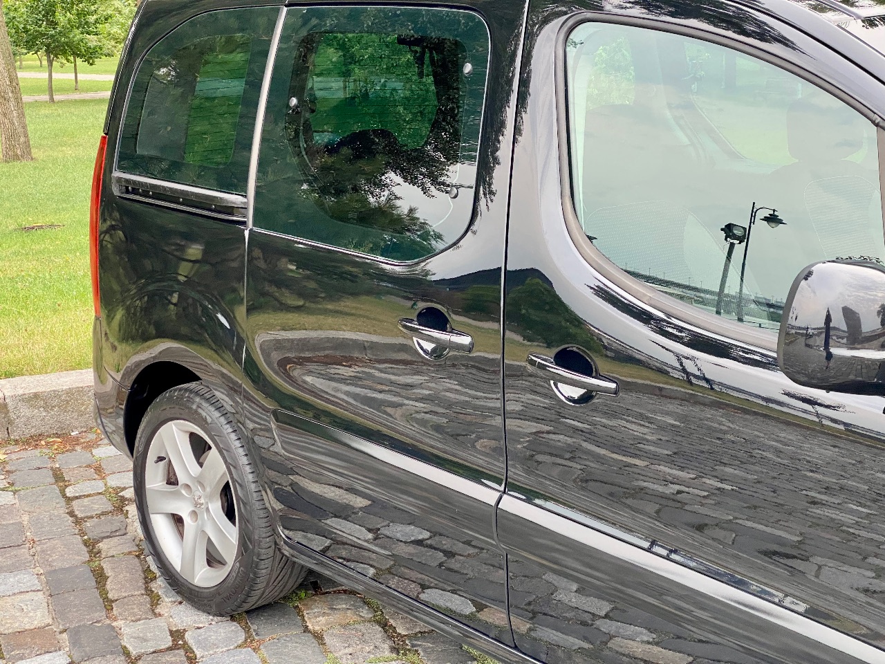 Peugeot Partner - фото 35