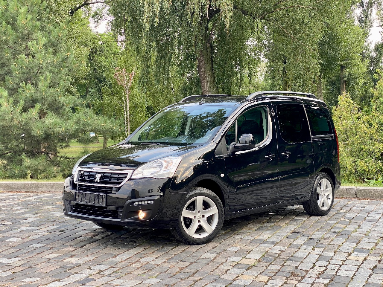 Peugeot Partner - фото 5