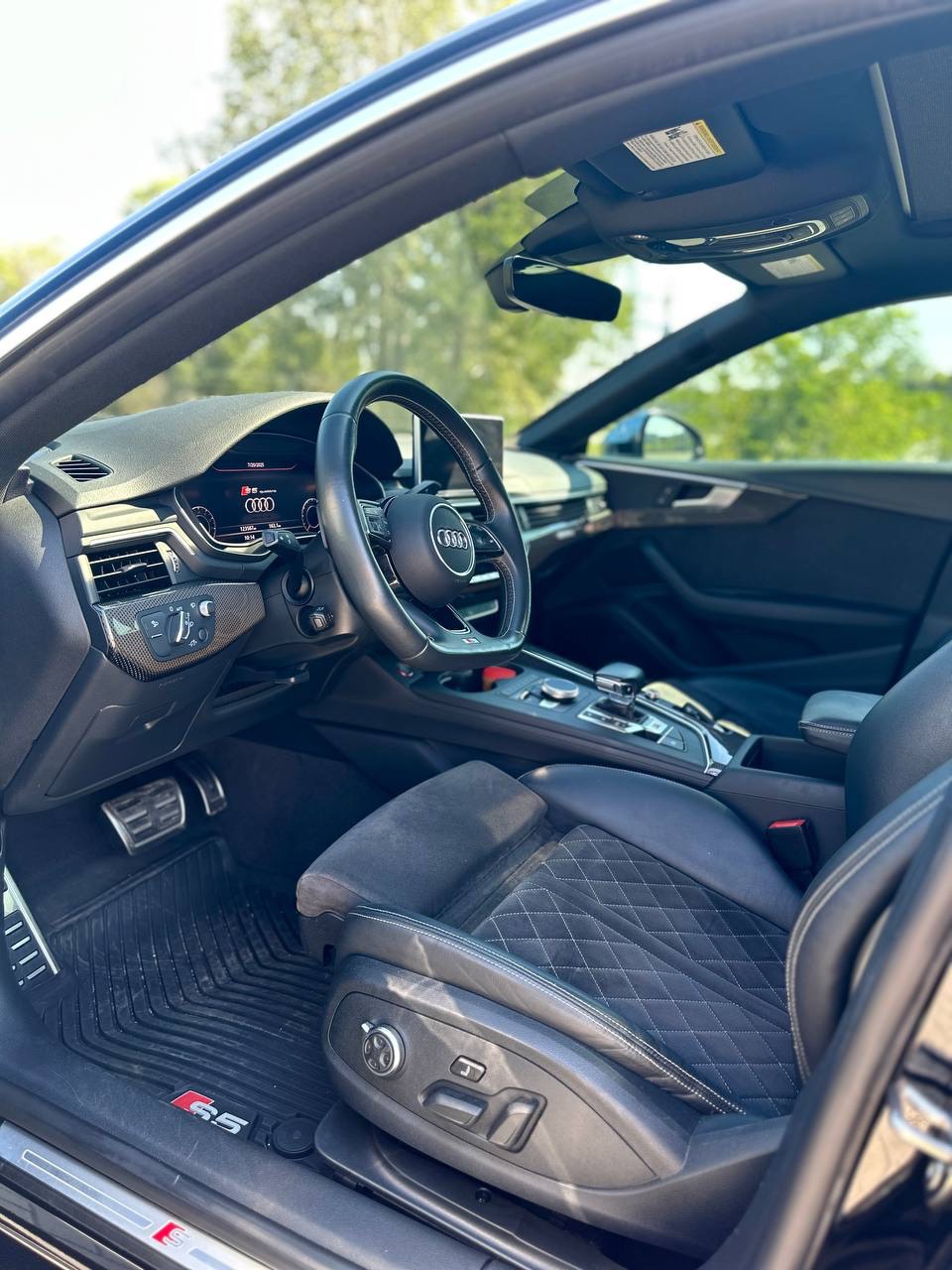 Audi S5 - фото 10