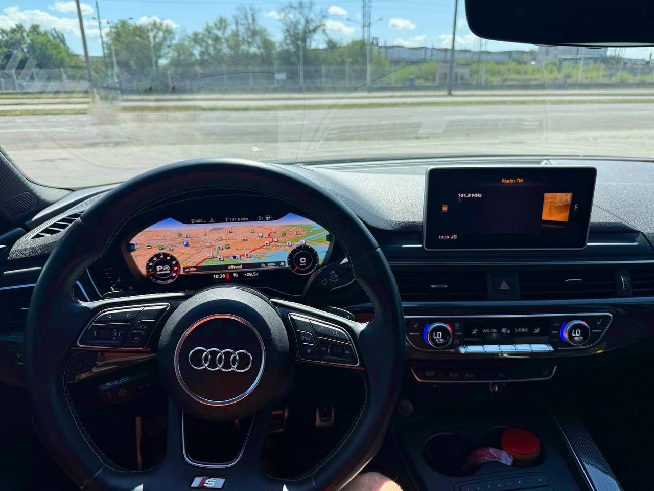 Audi S5 - фото 13