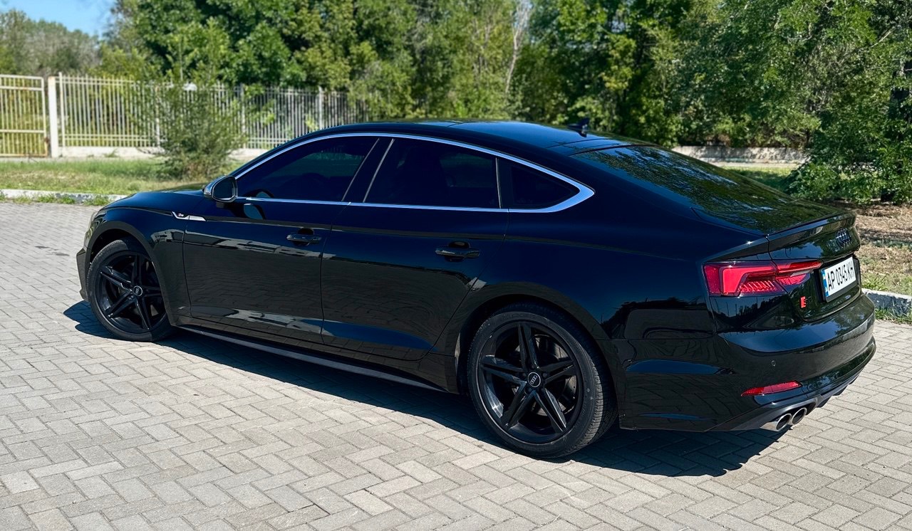 Audi S5 - фото 6