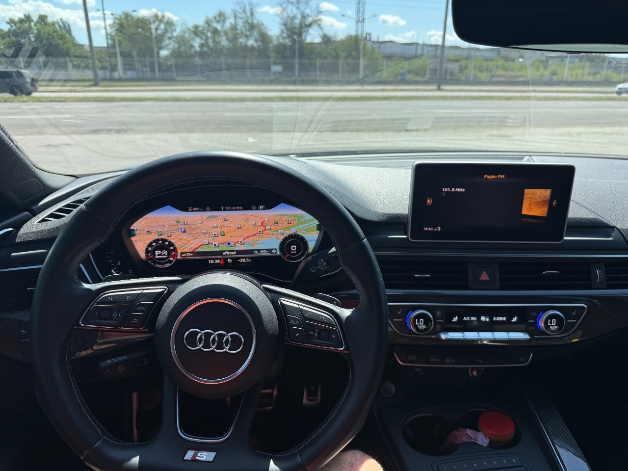 Audi S5 - фото 18