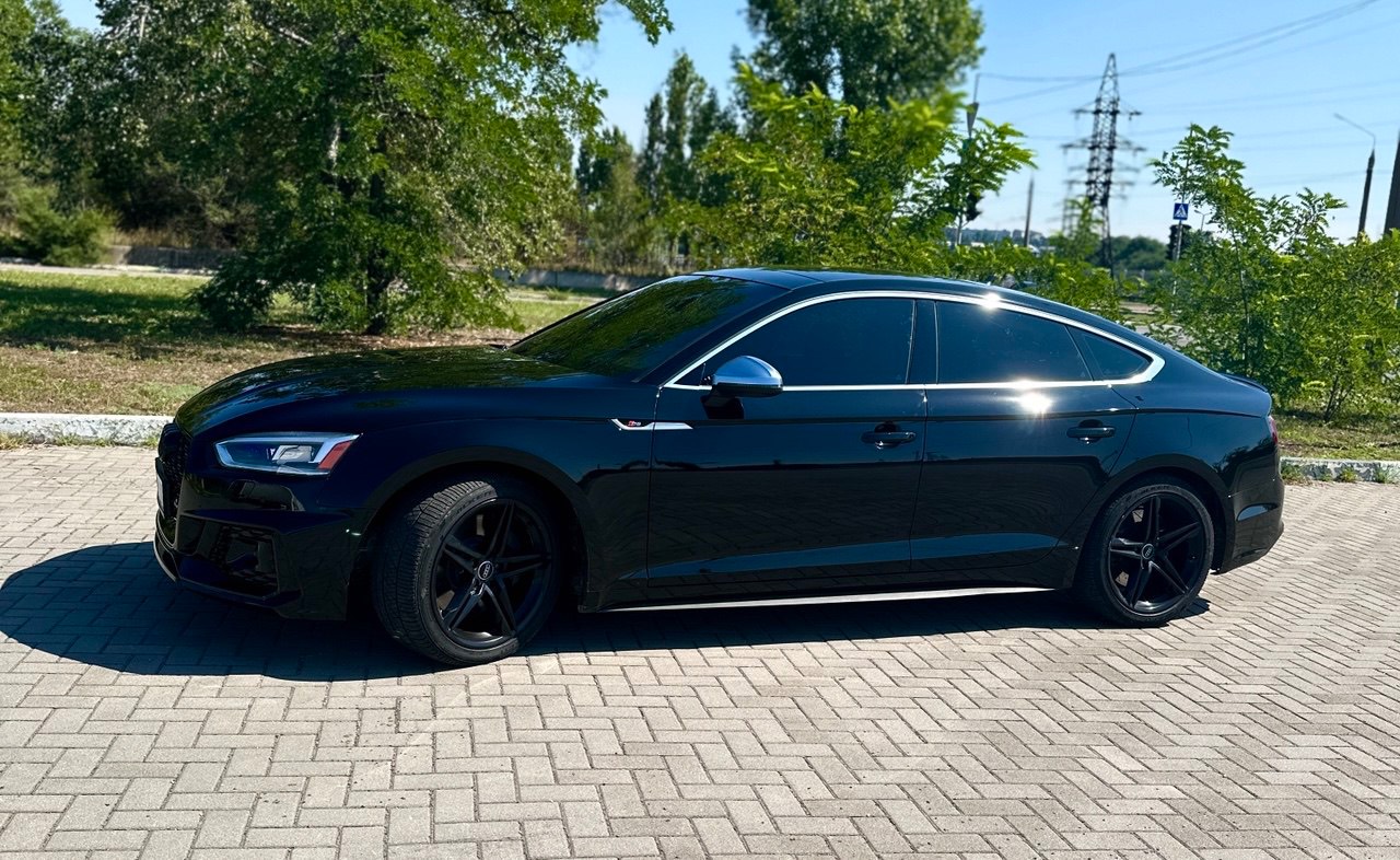 Audi S5 - фото 7