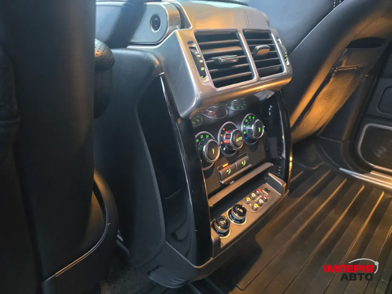 Land Rover Range Rover - фото 14