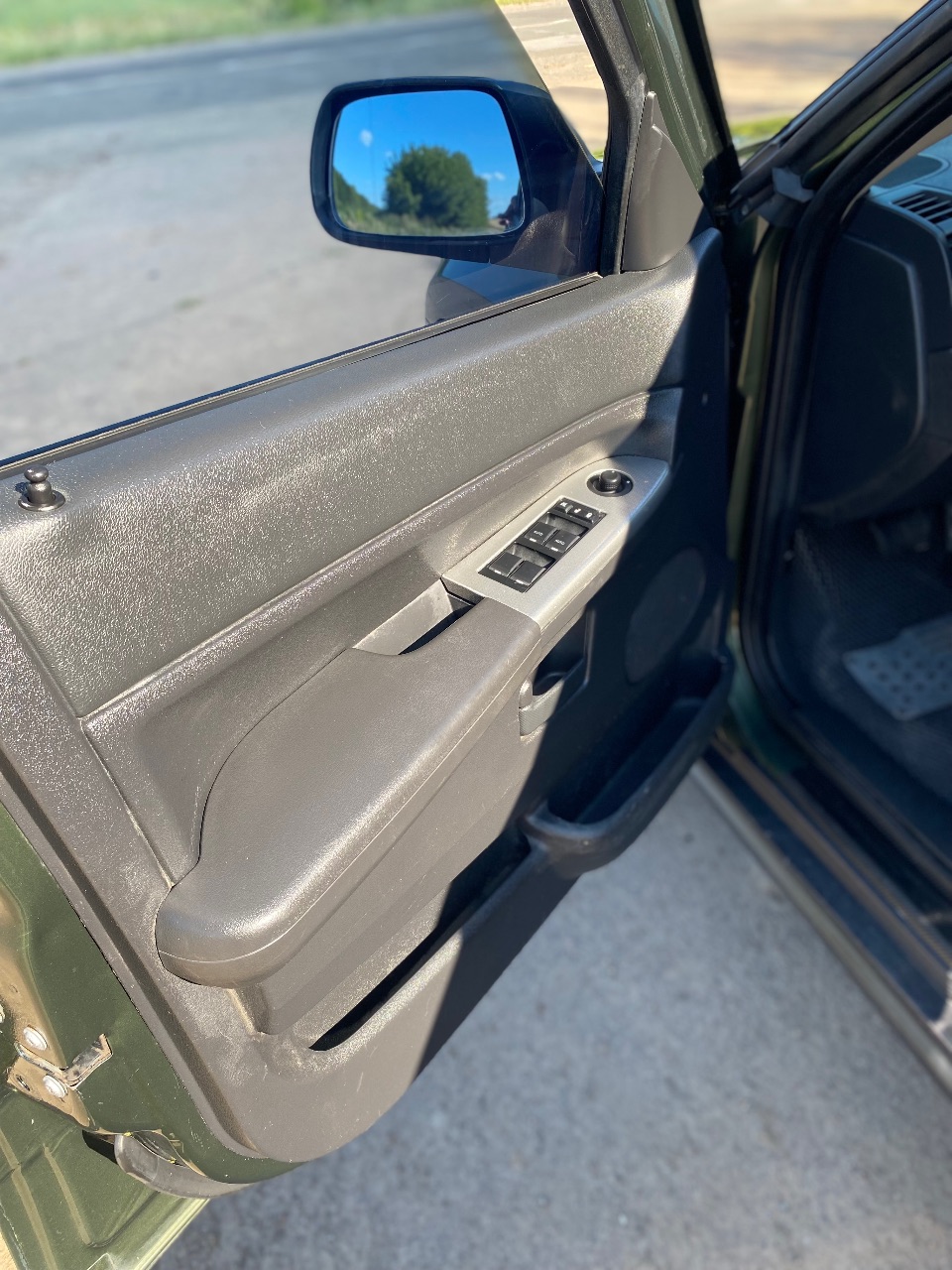 Jeep Grand Cherokee - фото 7