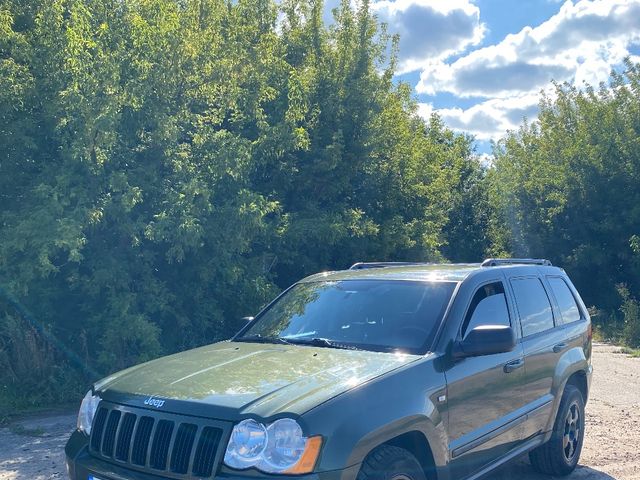 Jeep Grand Cherokee - фото 3