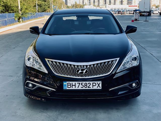 Hyundai Grandeur - фото 1