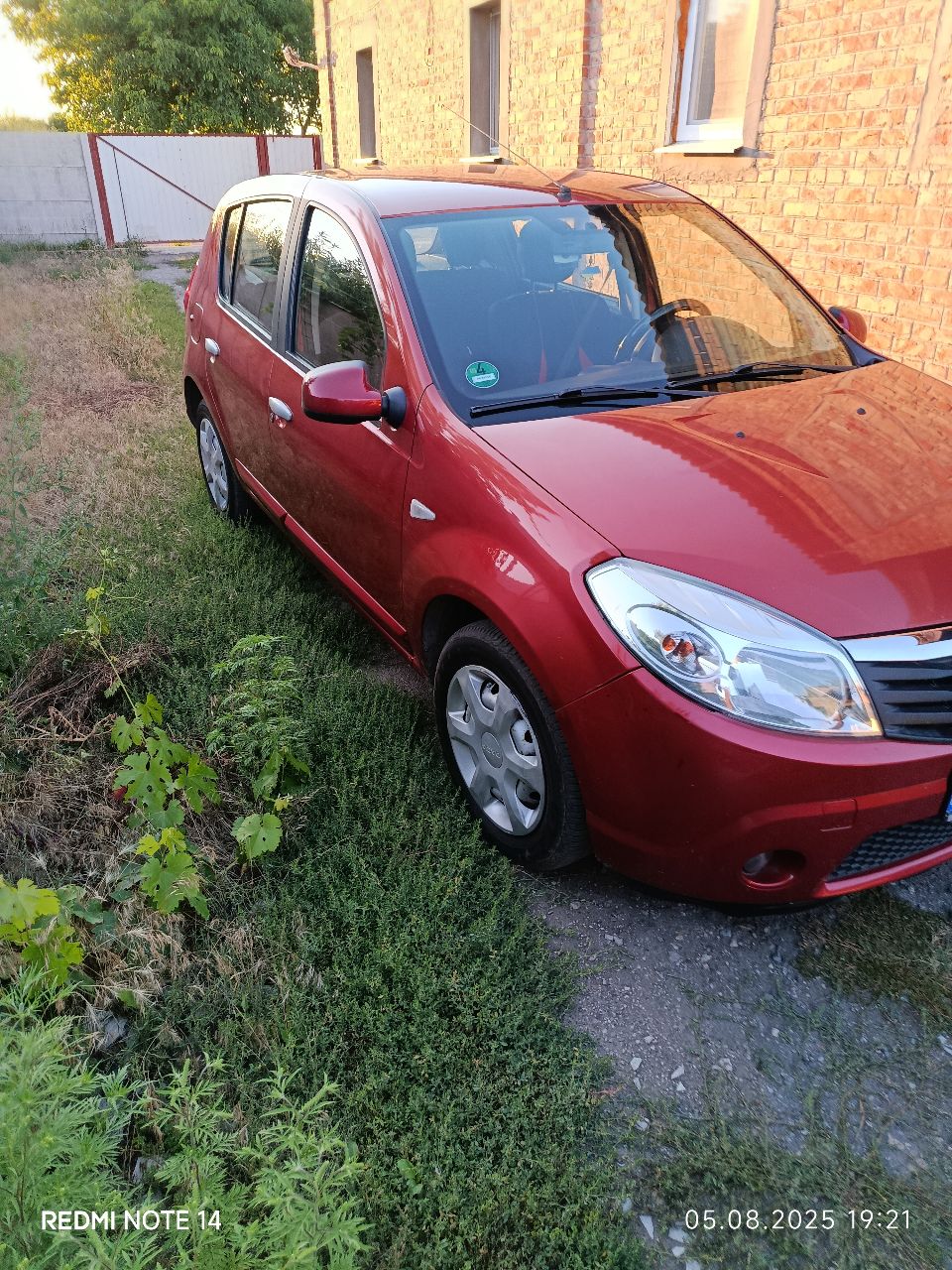 Dacia Sandero - фото 3