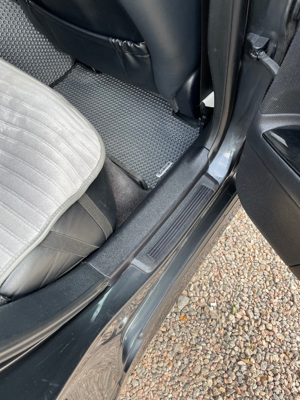 Lexus IS - фото 11