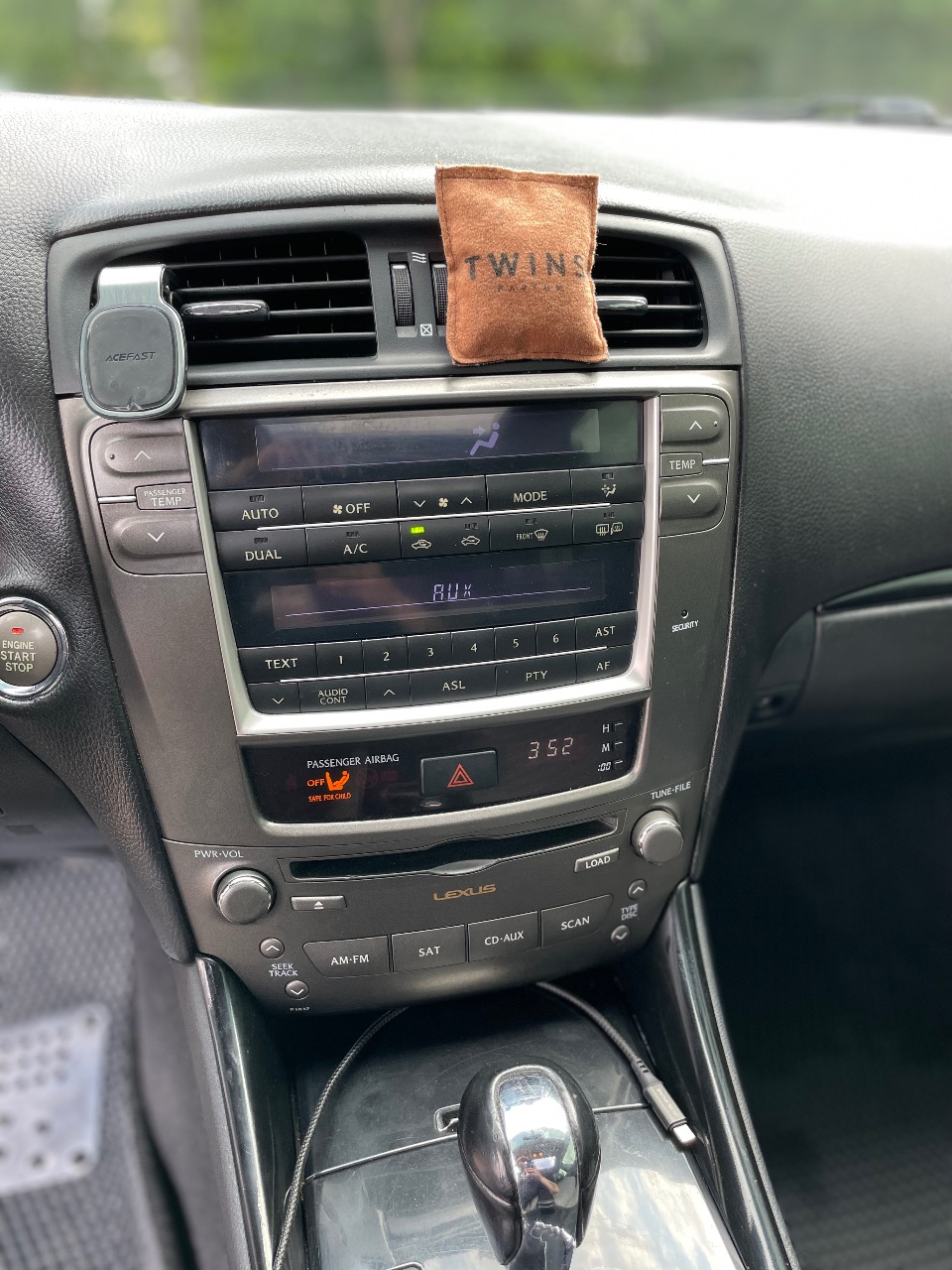 Lexus IS - фото 6