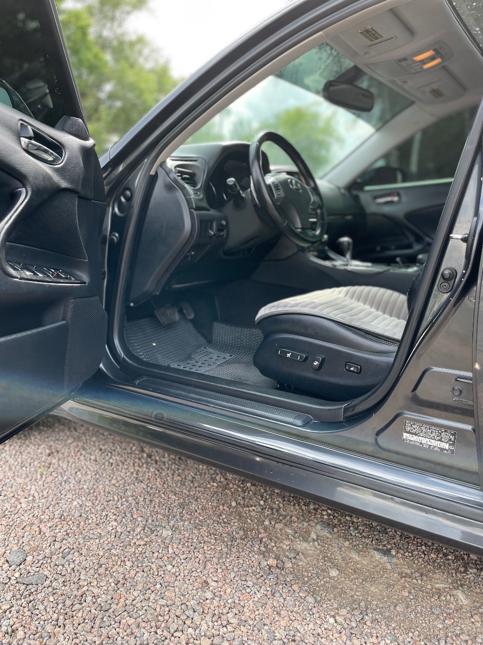 Lexus IS - фото 21