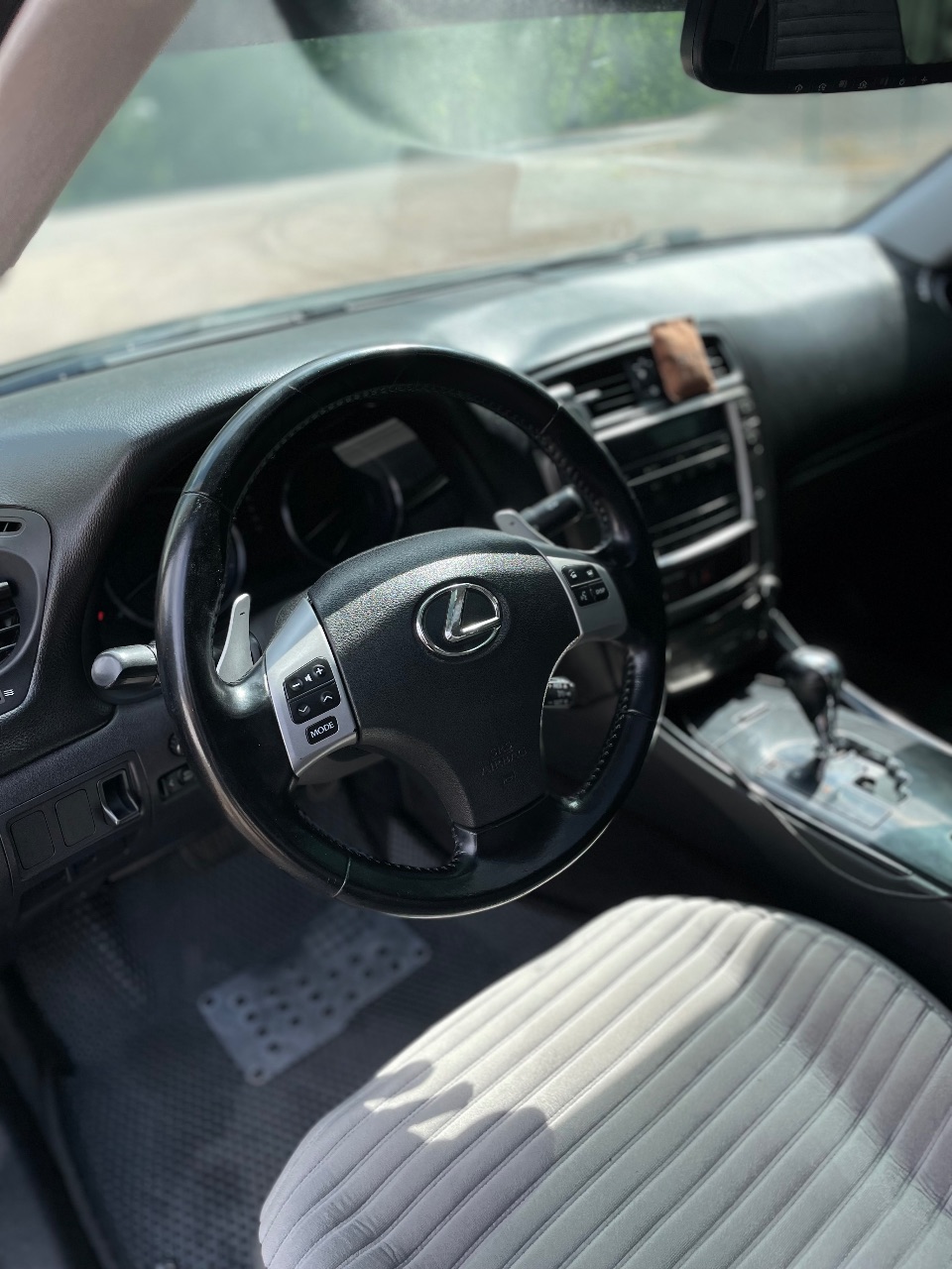 Lexus IS - фото 22