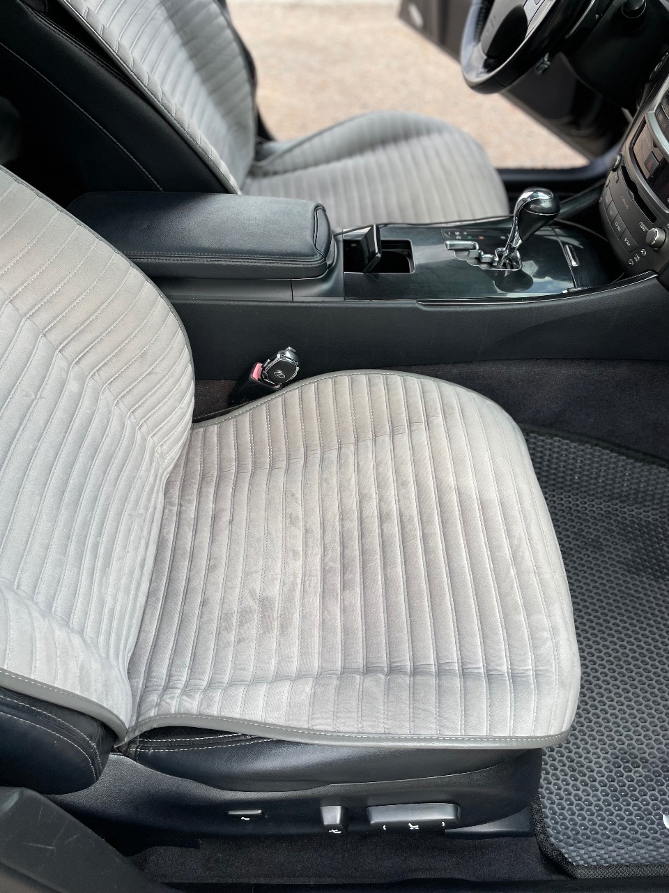 Lexus IS - фото 13