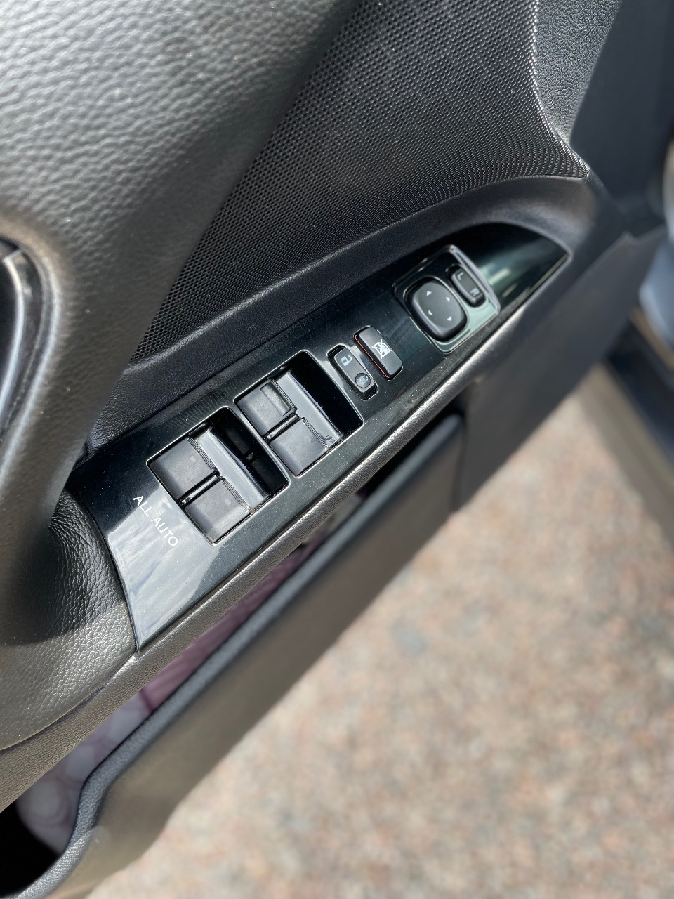 Lexus IS - фото 19