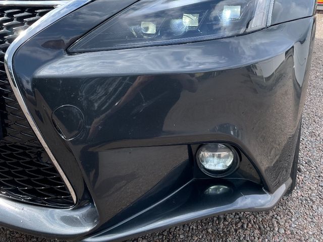 Lexus IS - зображення 2