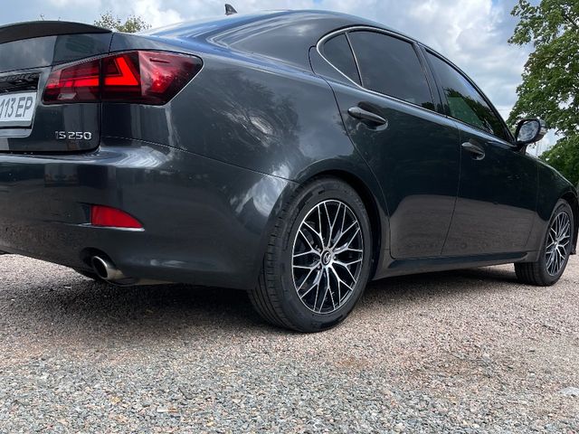 Lexus IS - зображення 5