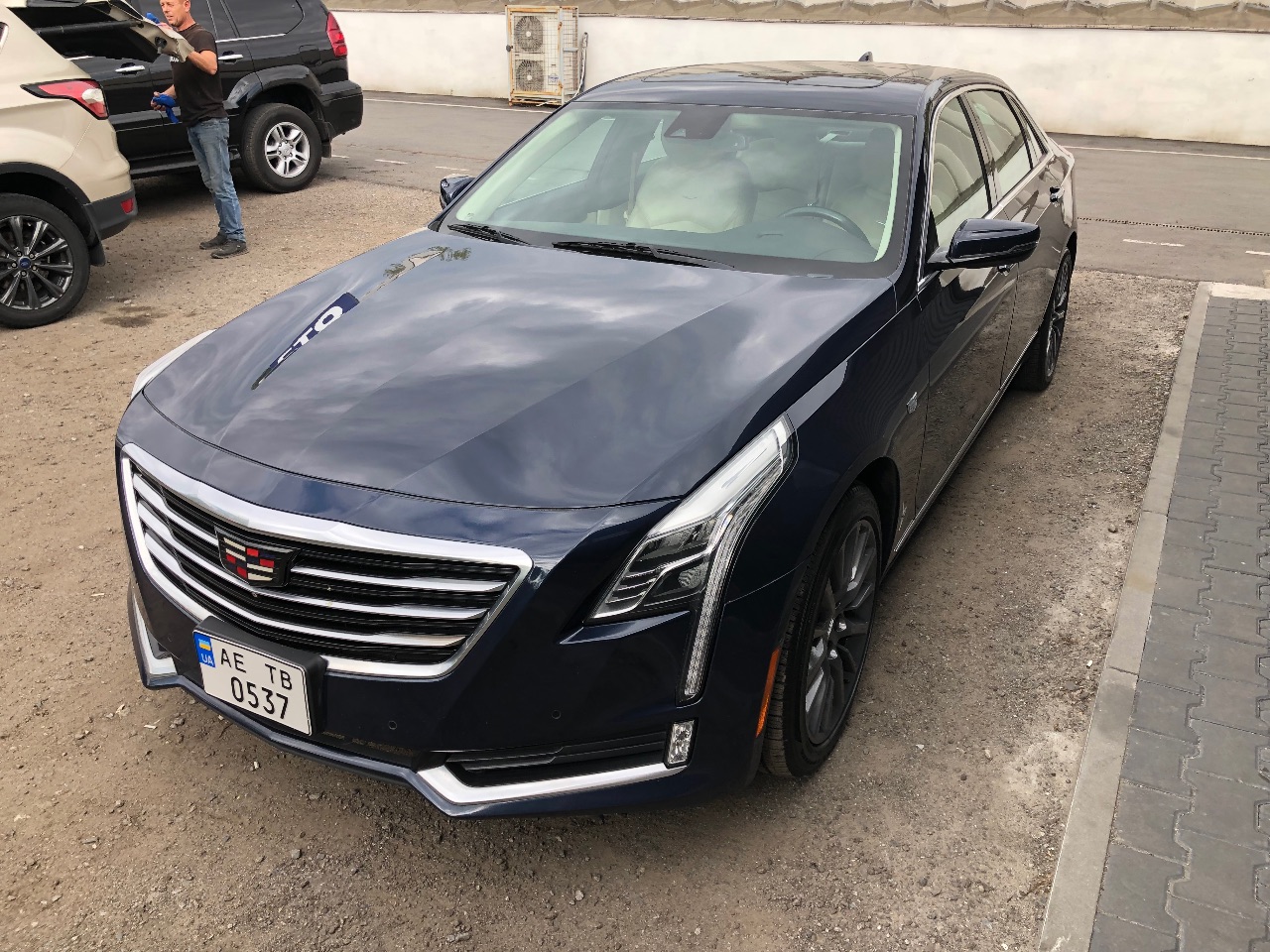 Cadillac CT6 - фото 3