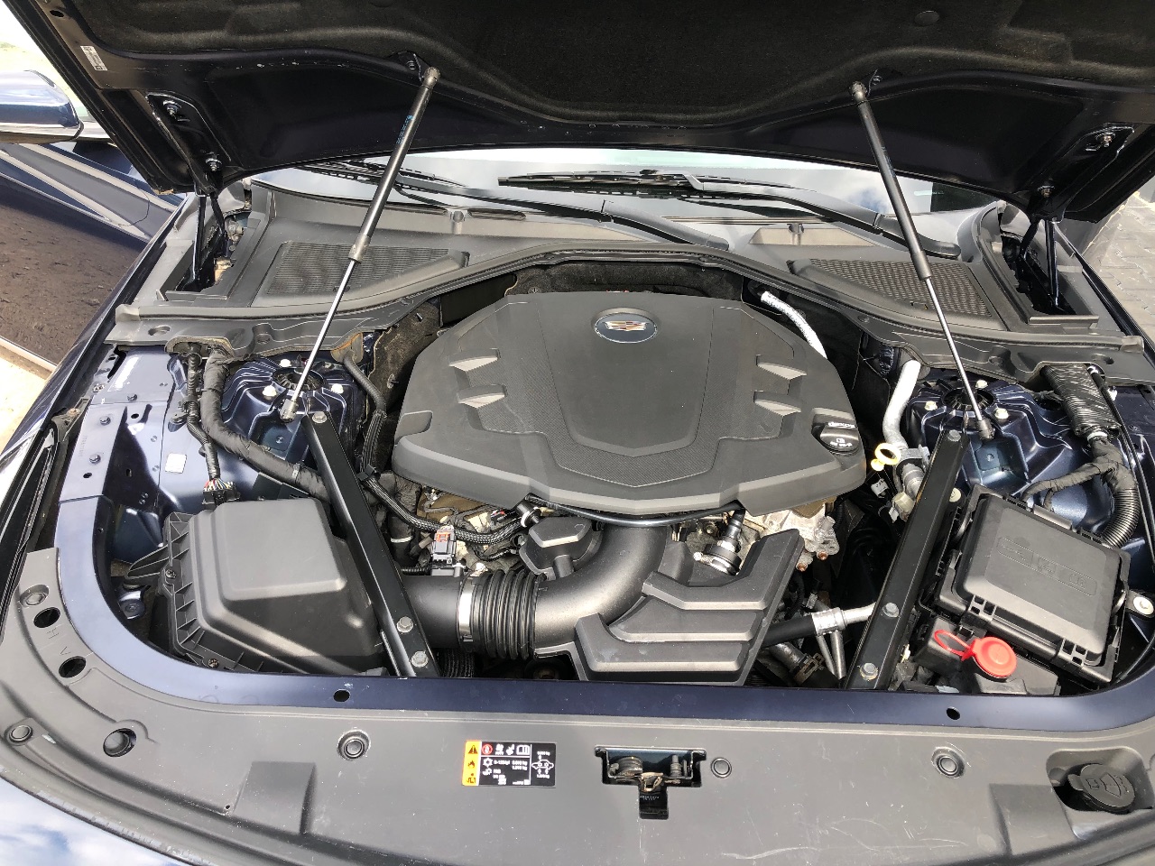 Cadillac CT6 - фото 12