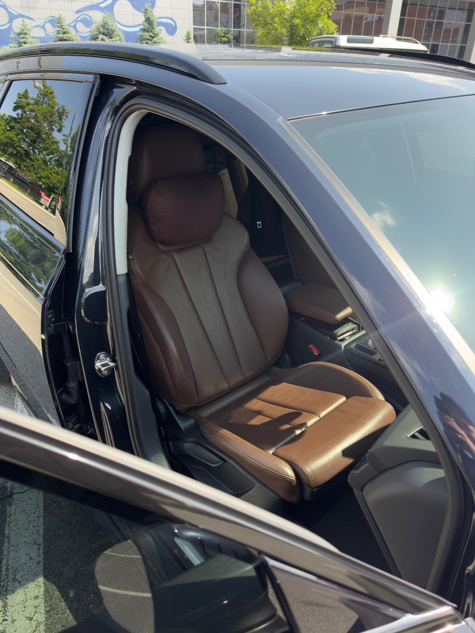 Audi A4 - фото 17