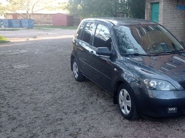 Mazda 2 - фото 1