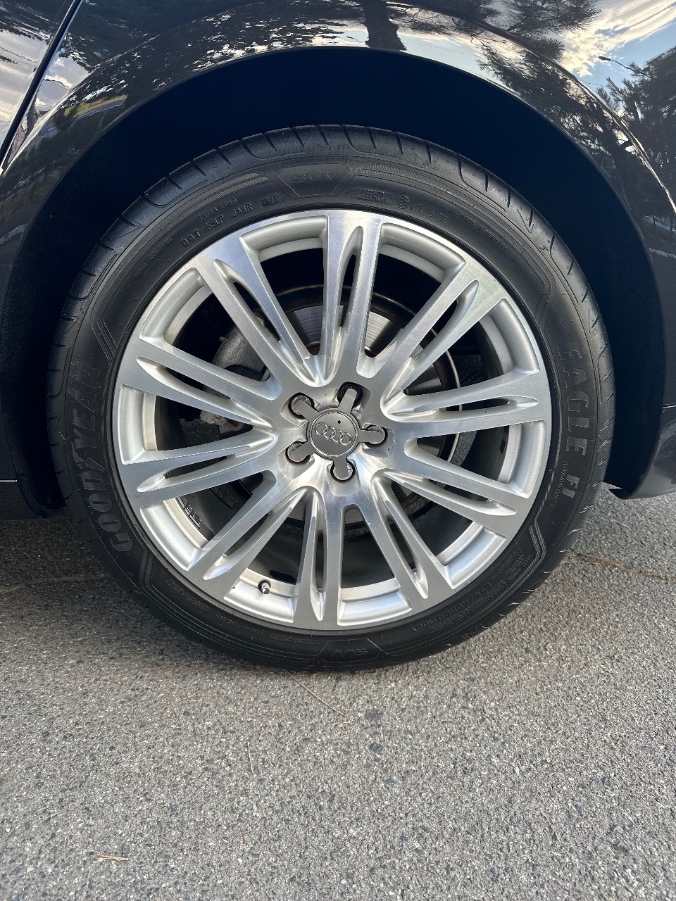 Audi A8 - фото 26