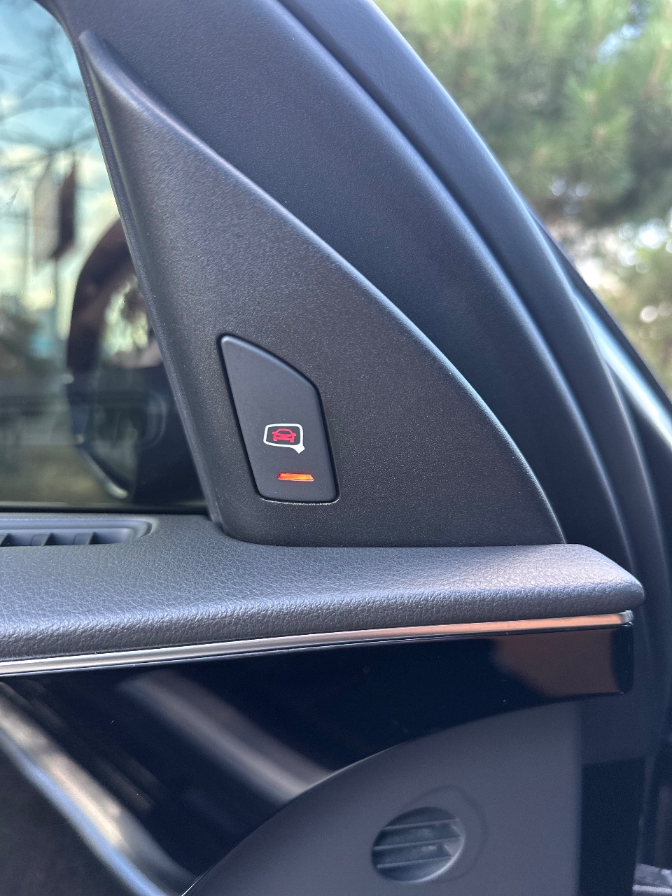 Audi A8 - фото 24