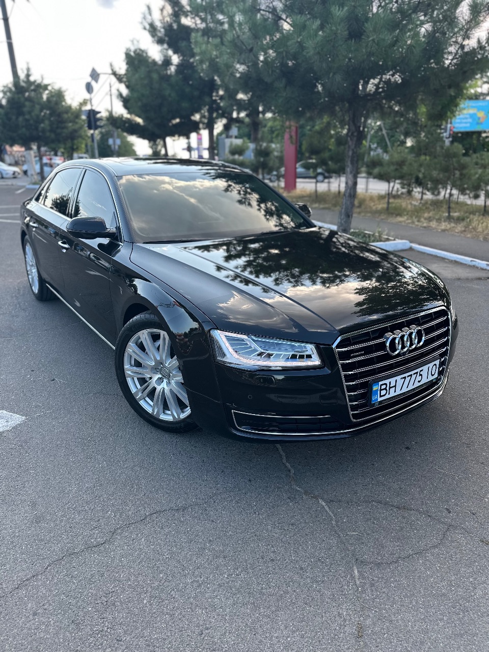 Audi A8 - фото 11