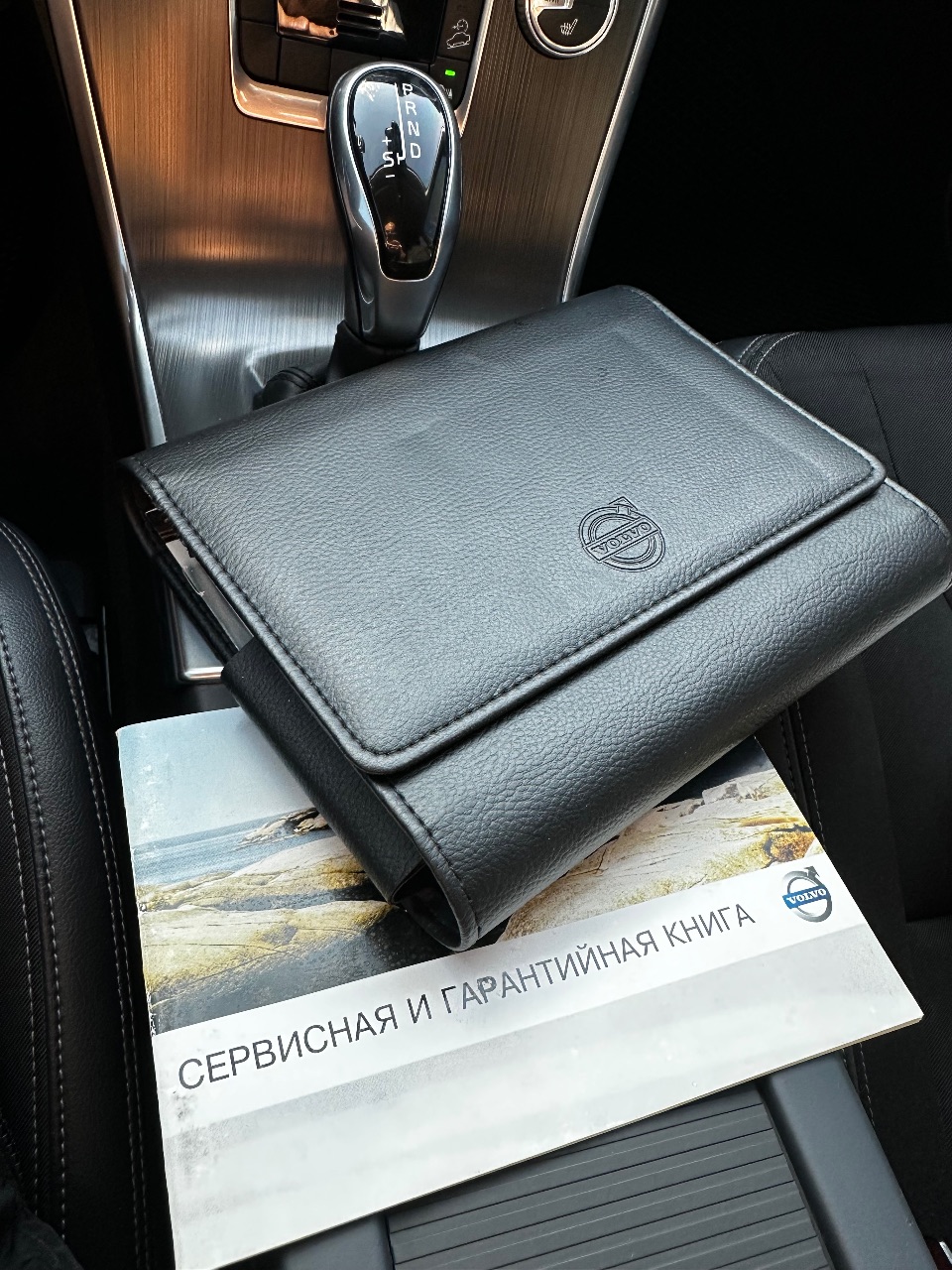 Volvo XC60 - фото 11