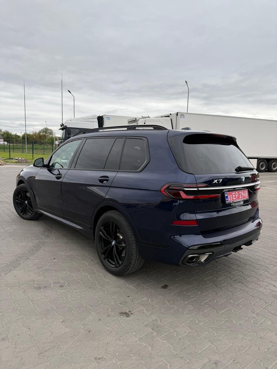 BMW X7 - фото 9