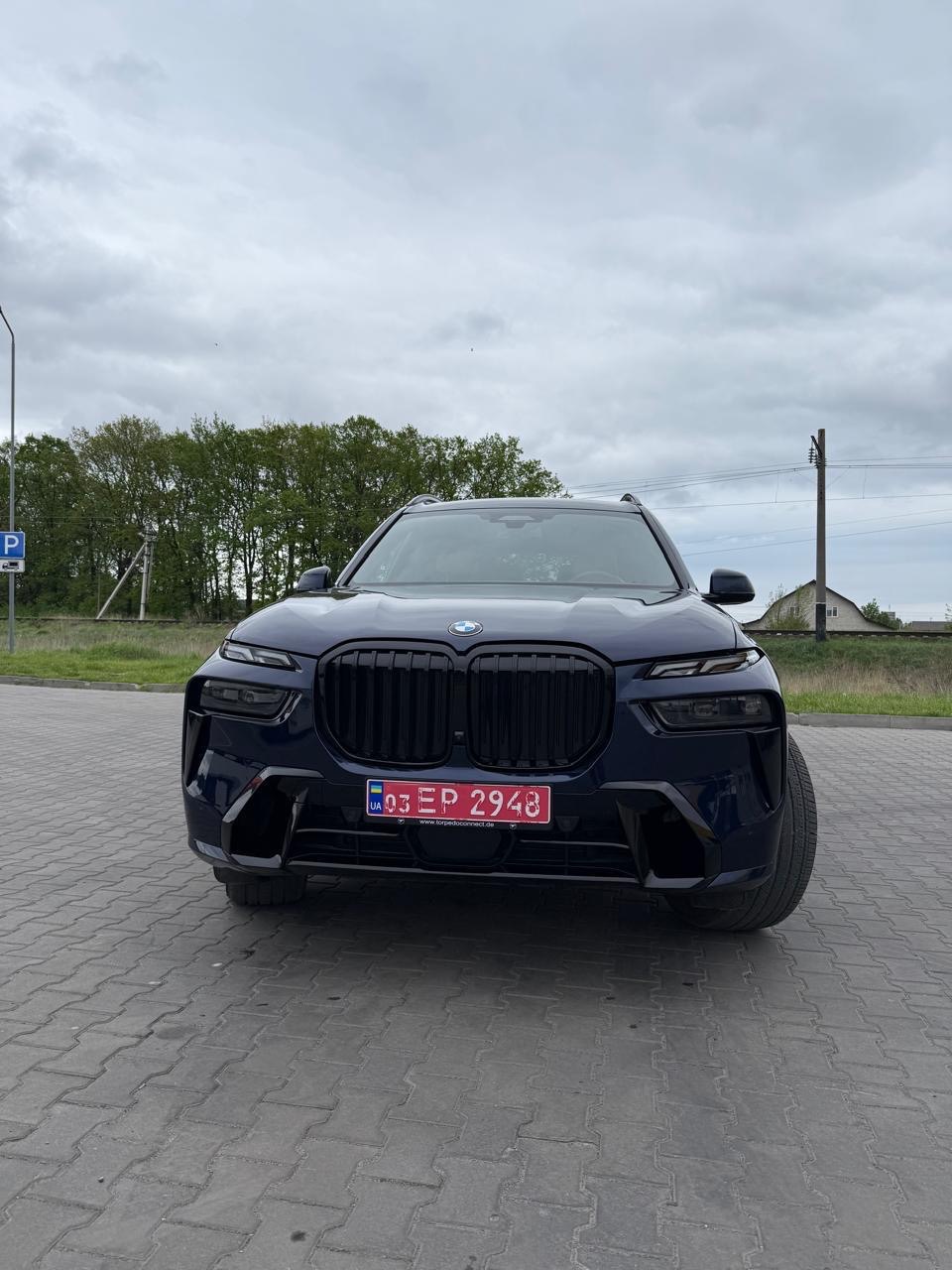 BMW X7 - фото 17