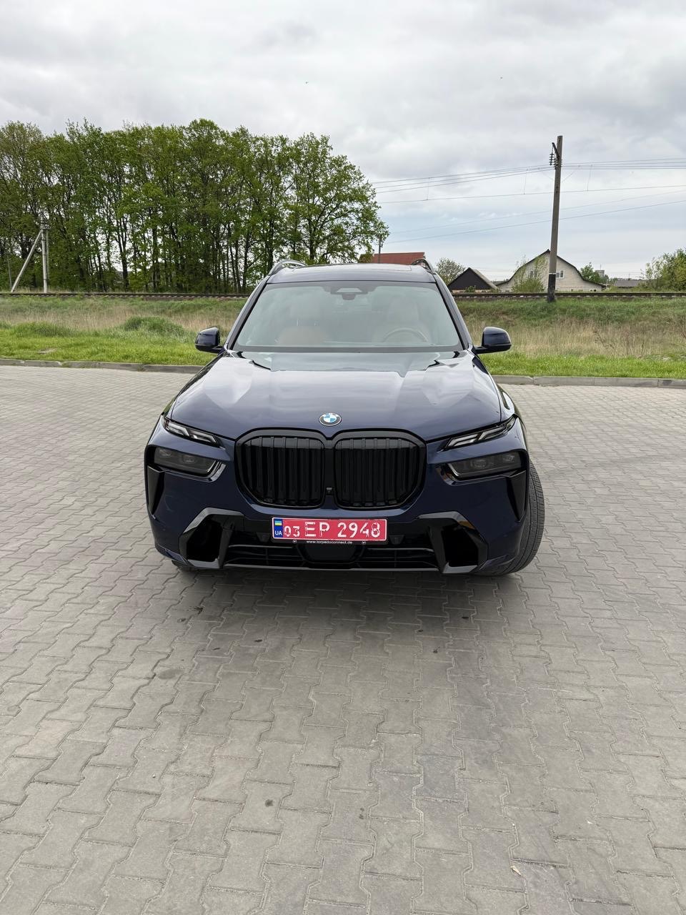 BMW X7 - фото 16