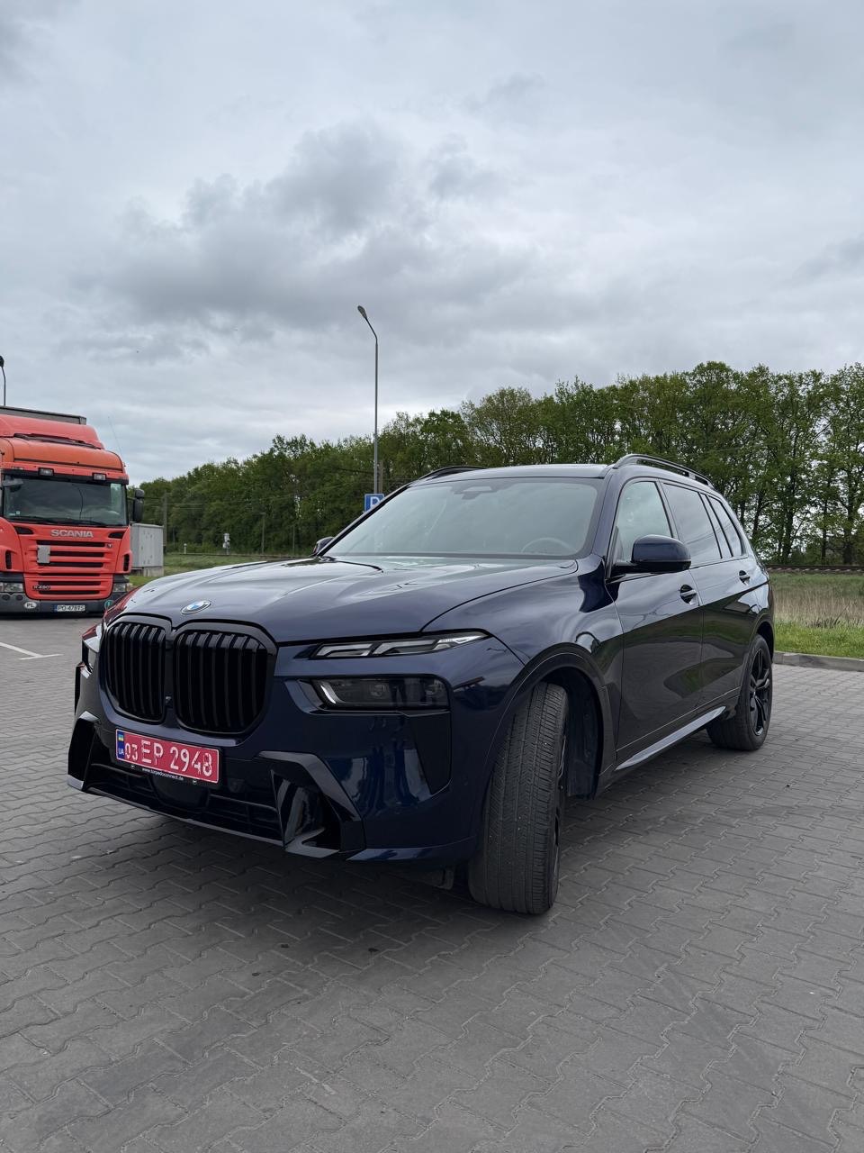 BMW X7 - фото 19