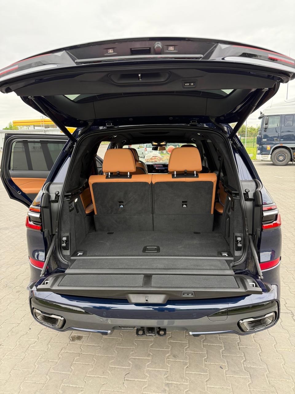 BMW X7 - фото 4