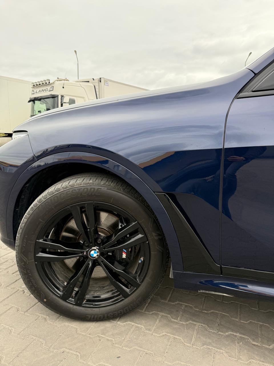 BMW X7 - фото 10