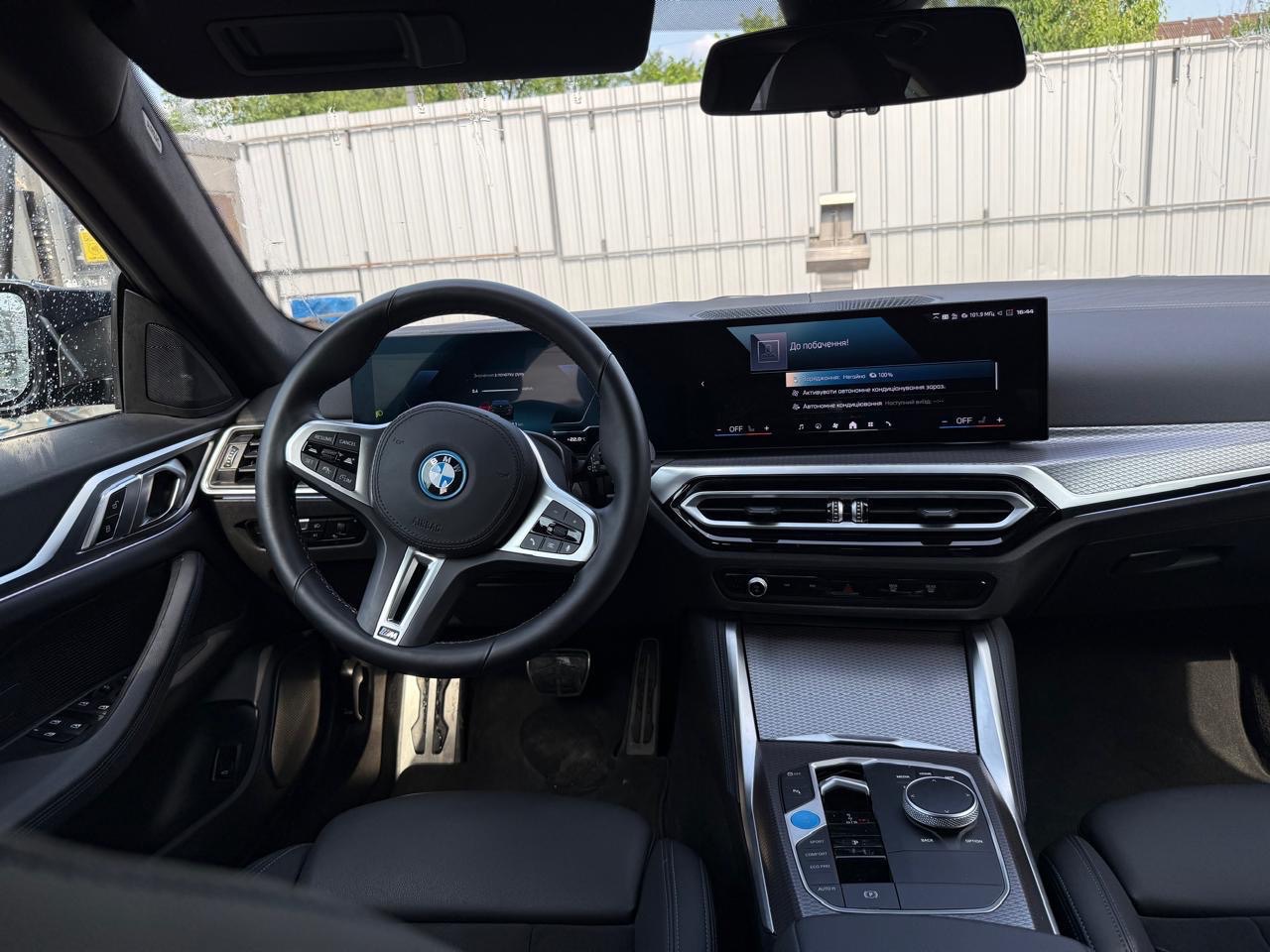 BMW i4 - фото 7