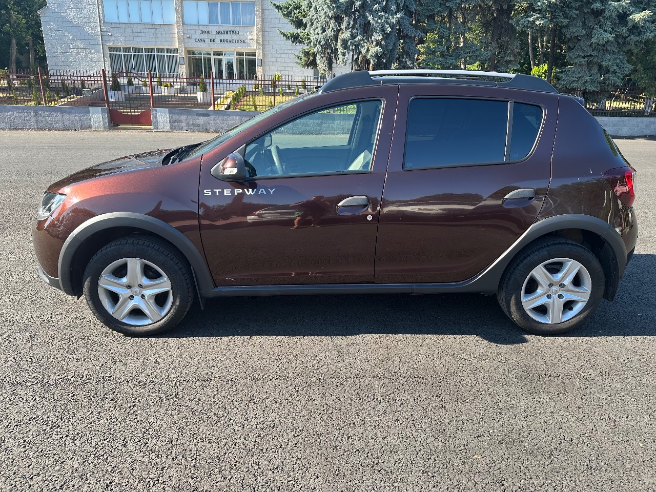 Renault Sandero - фото 3