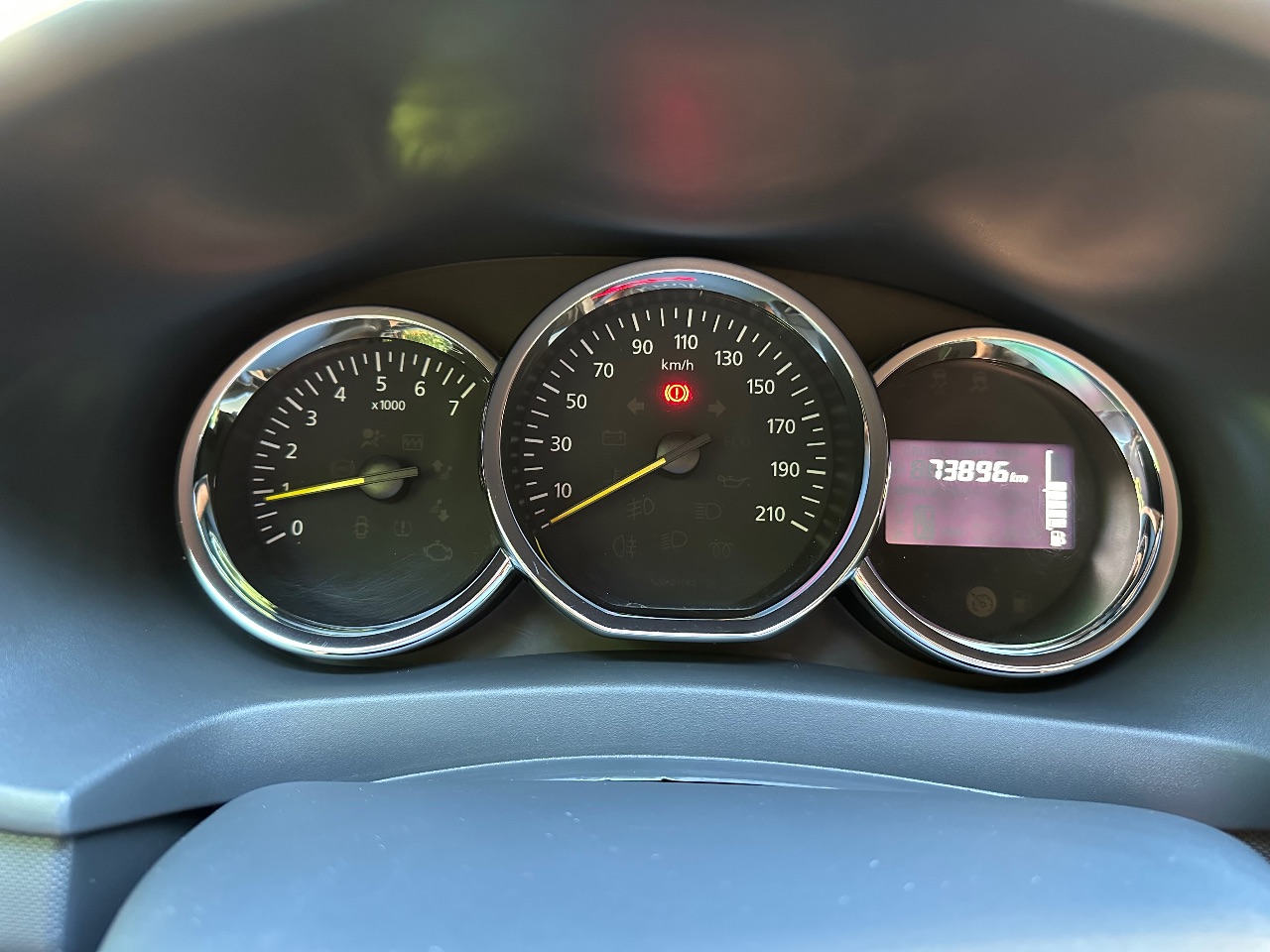 Renault Sandero - фото 14