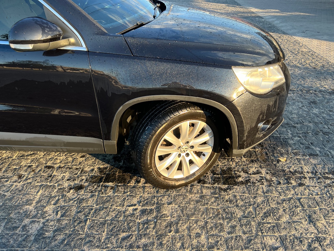 Volkswagen Tiguan - фото 3