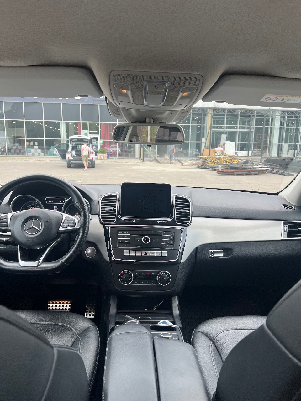 Mercedes-Benz GLE - фото 7