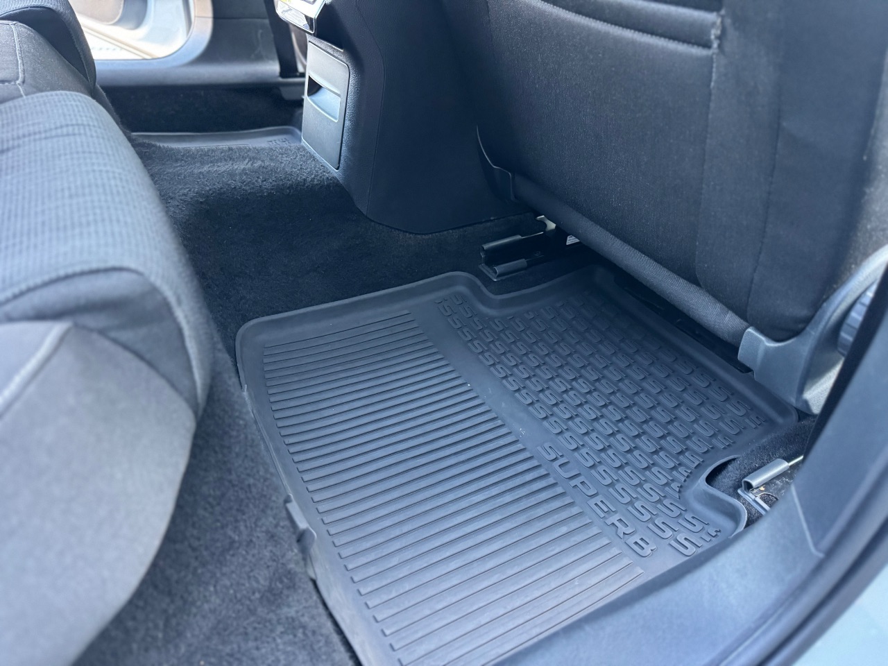 Skoda Superb - фото 37